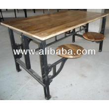 Table en fonte industrielle